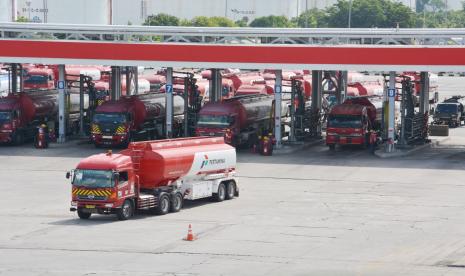 Pertamina Patra Niaga memastikan kehandalan suplai dan distribusi energi bagi masyarakat. 