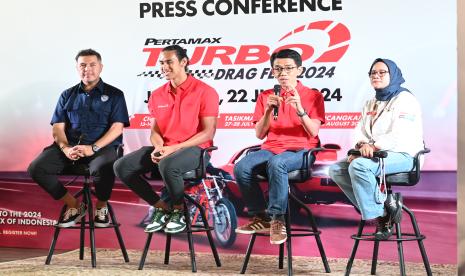 Pertamina Patra Niaga terus mendukung gelaran olahraga otomotif nasional, kali ini dengan menyelenggarakan Pertamax Turbo Drag Fest 2024.