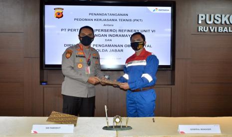 Pertamina RU VI Balongan menjalin kerja sama pengamanan dengan Polda Jabar. 