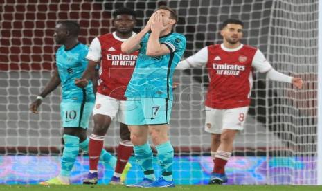 Pertandingan antara Arsenal dan Liverpool dalam lanjutan Liga Primer Inggris, Ahad (4/4) dini hari WIB.