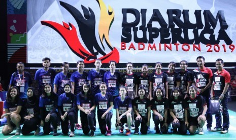 Pertandingan final Djarum Superliga Badminton 2019 yang mempertemukan tim putri Mutiara Cardinal Bandung melawan Jaya Raya Jakarta, Sabtu (23/2).