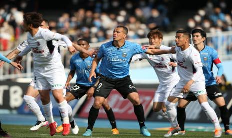 Pertandingan J1 League Kawasaki Frontale vs Cerezo Osaka.