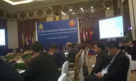 Pertemuan menteri-menteri pendidikan ASEAN di Laos