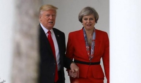 Presiden AS Donald Trump dengan PM Inggris Theresa May.