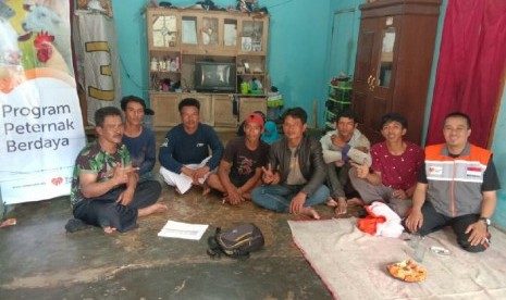 Pertemuan rutin penerima manfaat Rumah Zakat di Garut.