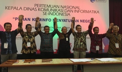 Perum LKBN Antara menyatakan komitmen mendukung tugas Dinas Komunikasi dan Informatika di berbagai daerah untuk tetap menjaga keutuhan Negara Kesatuan Republik Indonesia (NKRI) dan menyatukan berbagai komponen bangsa.