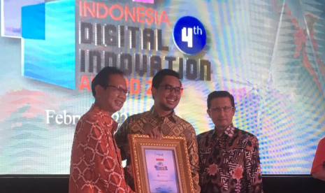 Perusahaan fintech peer to peer lending Amartha meraih penghargaan Indonesia Digital Innovation Award 2019.