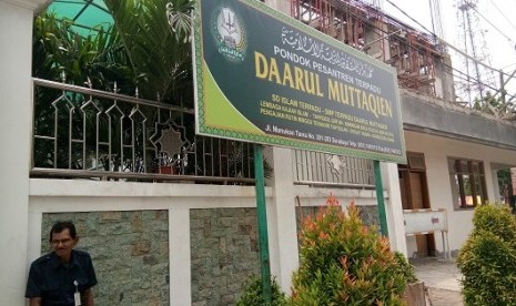 Pesantren Darul Muttaqien, Tandes, Kota Surabaya 