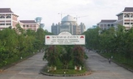 PWNU Jabar Haram Memondokkan Anak di Pesantren Al Zaytun. Foto:  Pesantren Al Zaytun, di Indramayu, Jawa Barat.