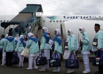 Pesawat Garuda pengangkut jemaah haji.