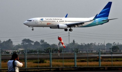 Pesawat Garuda saat mendarat di Bandara Soekarno-Hatta, Cengkareng, Banten.