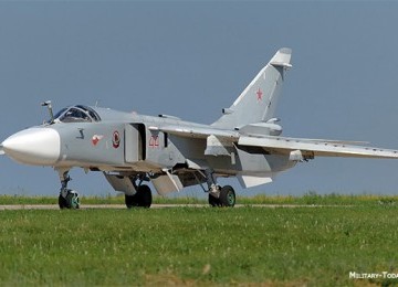 pesawat pembom Sukhoi 24 Fencer (Su-24) 