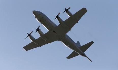  Pesawat pencari AP-3C Orion milik Angkatan Udara Australia.   (Reuters/Jason Reed)