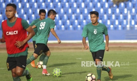 Suasana latihan Sriwijaya FC.