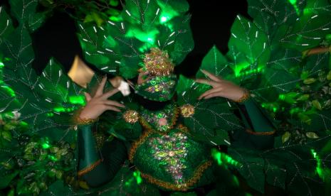 (ILUSTRASI) Peserta defile Semarang Night Carnival.