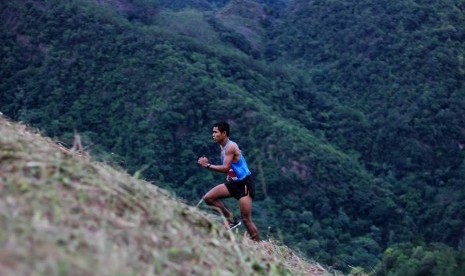 Peserta lari Sawahlunto Coail Trail Marathon 2017. 