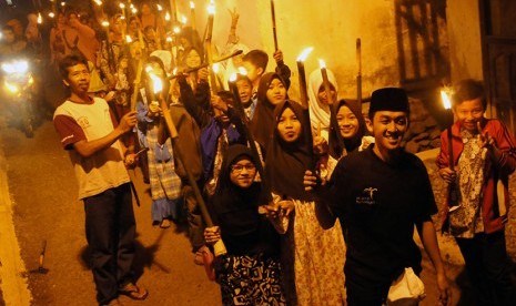 Peserta pawai obor sambut ramadhan (Ilustrasi)