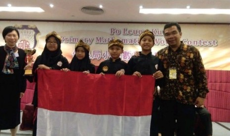 Peserta Po Leung Kuk 21st Primary Mathematics World Contest (PMWC) asal Indonesia.