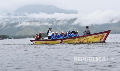 Danau Sentani (Khalkote). Juru Bicara Gugus Tugas Percepatan Penanganan Covid-19 melaporkan jumlah pasien Covid-19 di Kabupaten Jayapura, Papua, bertambah menjadi 159 orang pada Kamis (18/6). 