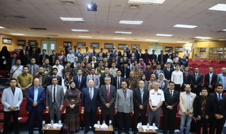 Peserta Simposium PPI Kawasan Timtengka 2019 yang digelar Himpunan Pelajar dan Mahasiswa Indonesia di Yordania (HPMI Yordania) di Kota Amman, Yordania.