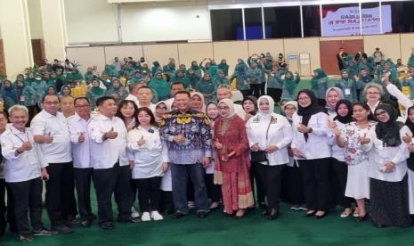 Peserta sosialisasi Gerakan Empat Pilar MPR RI bersama Dewan UKM Komite Wilayah DKI dan Tim Penggerak Pemberdayaan Kesejahteraan Keluarga (PKK) DKI di Kompleks Parlemen,Senayan, Jakarta Pusat, Selasa (6/6/2023).