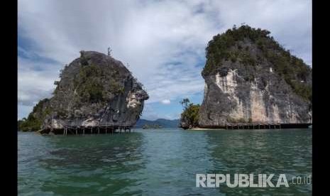    Pesona keindahan alam di Raja Ampat.