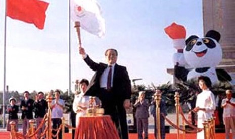 Pesta Pembukaan Asian Games 1990 di Beijing, Cina.