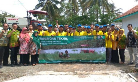 Petani milenial di Kabupaten Cilacap mengikuti Bimtek yang digelar Politeknik Pembangunan Pertanian Yogyakarta Magelang (Polbangtan YoMa) dan Dinas Pertanian (Distan) Kabupaten Cilacap.