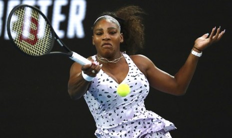  Petenis senior AS, Serena Williams maju ke putaran ketiga Australia Terbuka. Di babak kedua, Serena mengalahkan petenis Slovenia Tamara Zidansek 6-2, 6-3.