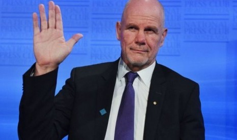 Peter FitzSimons mengatakan, sudah waktunya bagi warga Australia untuk menentukan apakah mereka ingin menjadi republik atau tidak.