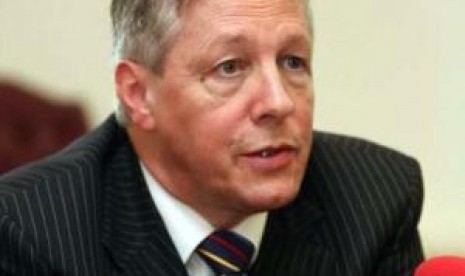 Peter Robinson