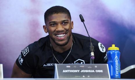 Petinju Anthony Joshua