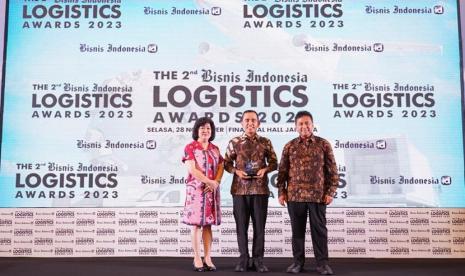 Petrokimia Gresik, anggota holding Pupuk Indonesia dinobatkan sebagai Supply Chain Innovator of The Years (Company) saat ajang Bisnis Indonesia Logistic Award (BILA) 2023 atas kinerja dalam pengelolaan logistik. Penghargaan ini secara simbolis diterima oleh SVP Pengelolaan Pergudangan dan Pelabuhan Petrokimia Gresik, Andri Puji Handoyo mewakili Direktur Utama Petrokimia Gresik, Dwi Satriyo Annurogo di Jakarta, Selasa (28/11/2023).