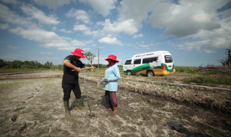 Menjelang Ramadhan, Petrokimia Gresik menyiapkan stok pupuk bersubsidi sebanyak 294.466 ton per 10 Maret 2023. Angka ini sebesar 215 persen atau dua kali lipat lebih dari ketentuan minimum pemerintah sebanyak 136.606 ton.