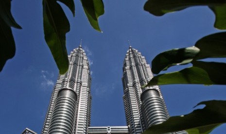 Petronas Tower, ikon kota Kuala Lumpur Malaysia.