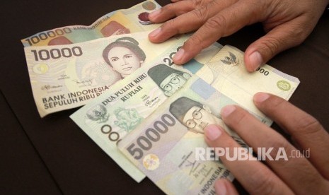 Uang rupiah (ilustrasi)