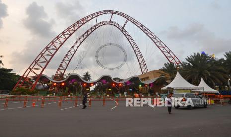 Tempat rekreasi Taman Impian Jaya Ancol di kawasan Jakarta Utara menutup sementara operasionalnya selama perpanjangan PPKM Mikro (ilustrasi).