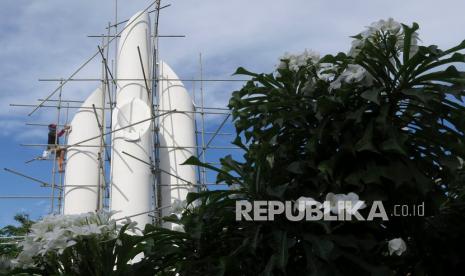 Tugu Bambu Runcing di Jalan Panglima Sudirman, Surabaya, salah satu ikon Kota Surabaya, Jawa Timur (ilustrasi) 