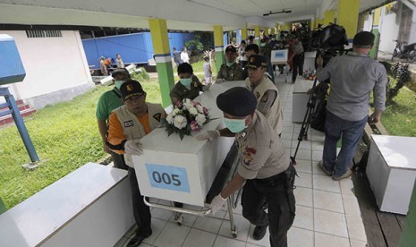 Air Asia QZ8501 search and rescue