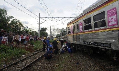 Kereta Rel Listrik anjlok (ilustrasi)