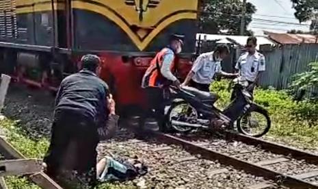 Direktorat Jenderal Perkeretaapian (DJKA) Kementerian Perhubungan (Kemenhub) mengungkapkan beberapa upaya yang dilakukan untuk menangani perlintasan sebidang kereta api.