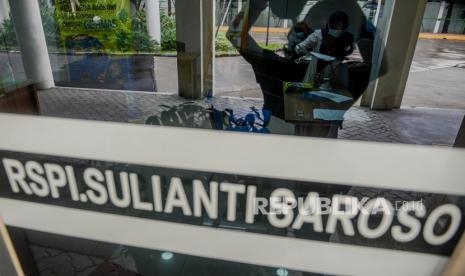 RSPI Sulianti Saroso, Sunter, Jakarta. Kementerian Kesehatan RI menunjuk Rumah Sakit Penyakit Infeksi (RSPI) Sulianti Saroso Jakarta sebagai fasilitas pelayanan rujukan bagi pasien bergejala hepatitis akut misterius.