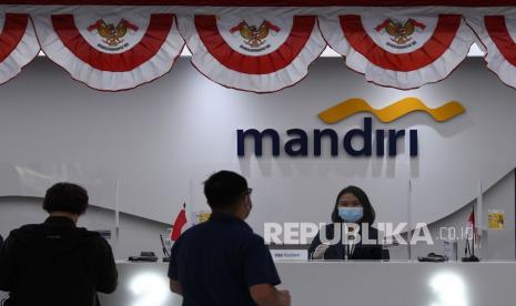 Bank Mandiri konsisten membidik penyaluran kredit infrastruktur untuk mempercepat pemerataan ekonomi di tanah air. (ilustrasi)