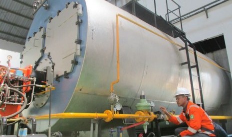 PGN mulai menyalurkan gas bumi (gas in) ke pabrik infus milik PT Emjebe Pharma di Pasuruan, Jawa Timur.