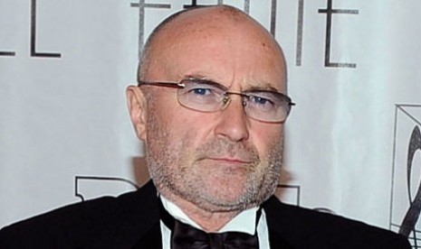 Musikus Phil Collins lewat tim manajemennya kembali melayangkan peringatan kepada tim kampanye pilpres AS Donald Trump agar berhenti memakai lagunya.