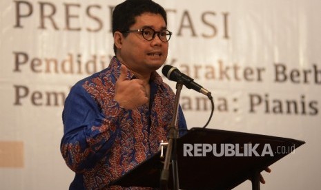  Ananda Sukarlan sempat bertemu Glenn Fredly pada Februari lalu (Foto: Pianis, Ananda Sukarlan)