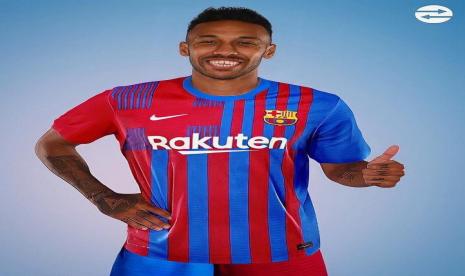 Pierre-Emerick Aubameyang resmi jadi bagian dari Barcelona.