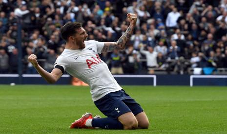 Gelandang Tottenham Hotspur, Pierre-Emile Hojbjerg.