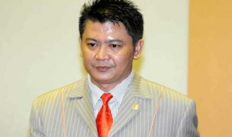 Pieter C. Zulkifli Simabuea