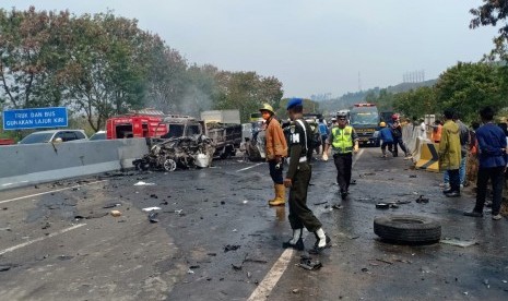 Terjadi kecelakaan beruntun di KM 91 Tol Purbaleunyi. (Ilustrasi)